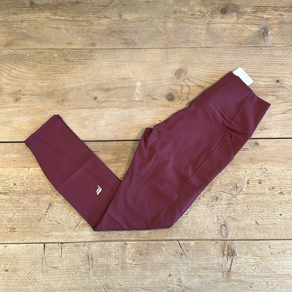NWT- Fabletics PureLuxe High-Waisted Pocket 7/8 Leggings -MERLOT (24” Inseam) - Picture 5 of 12